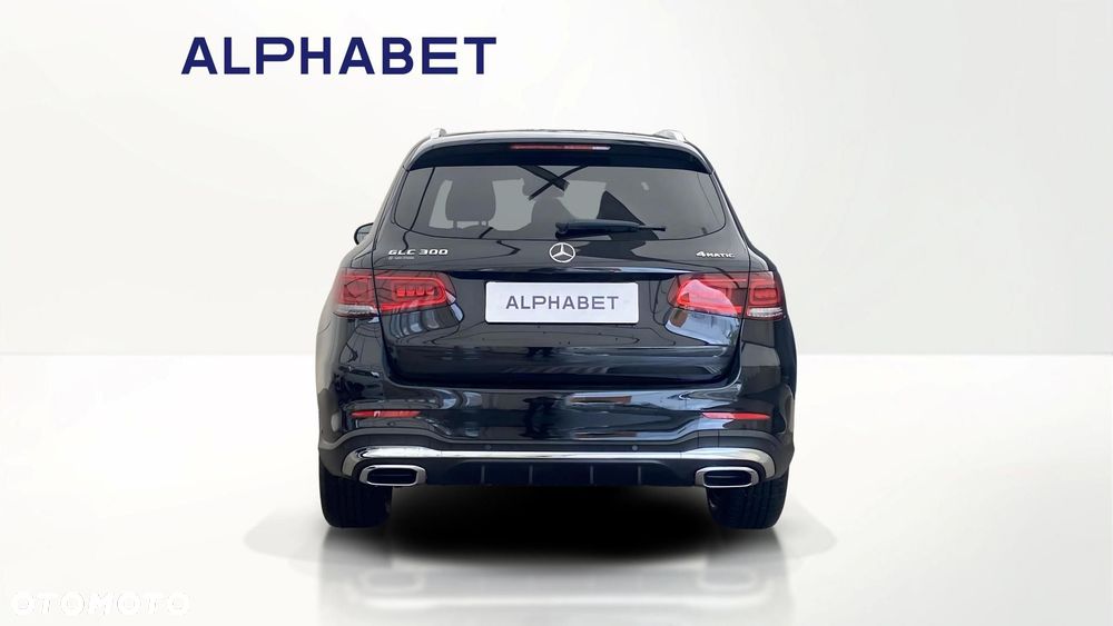 Mercedes-Benz GLC 300 4-Matic - 4