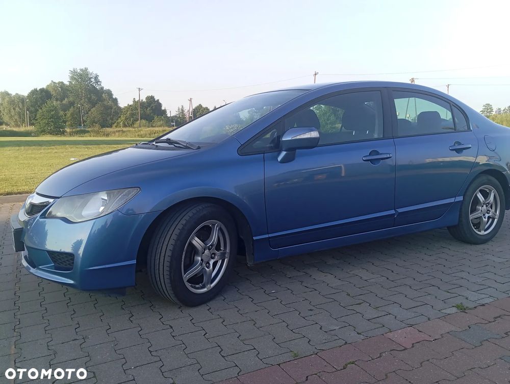 Honda Civic 1.8 Base - 3