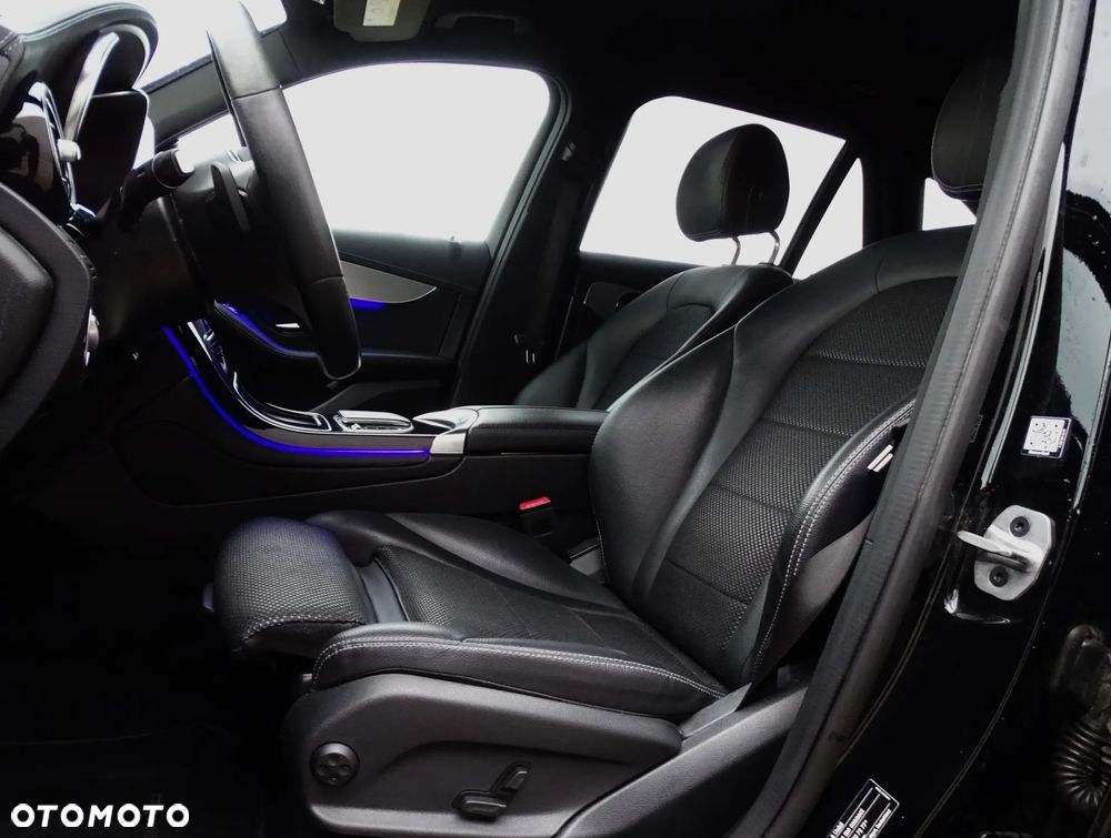 Mercedes-Benz GLC - 17