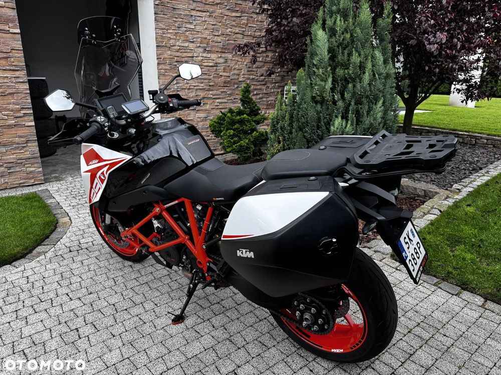 KTM Super Duke - 10