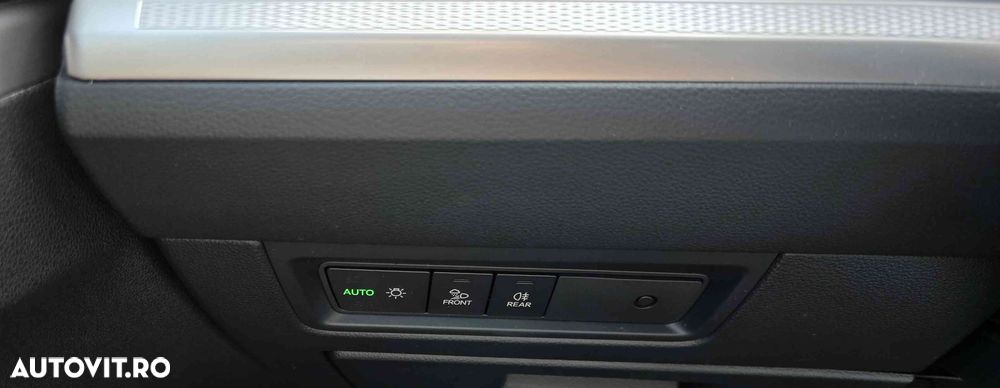 Volkswagen Touareg - 16