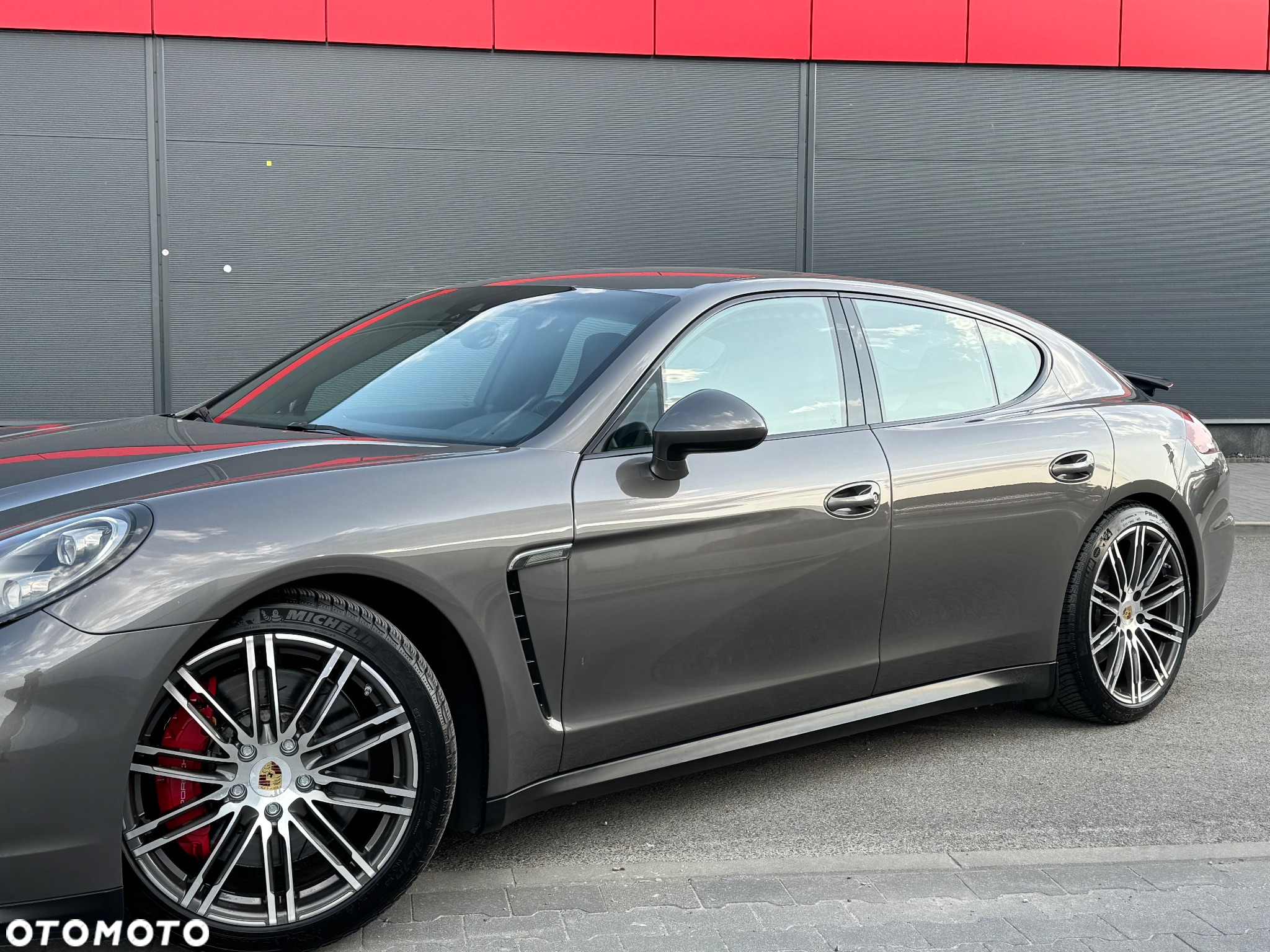 Porsche Panamera GTS - 15