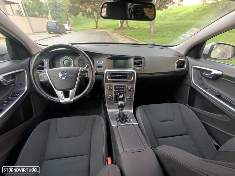 Volvo S60 2.0 D4 Momentum Start/Stop - 11