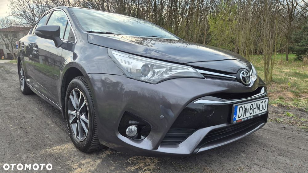 Toyota Avensis 2.0 Premium MS - 2