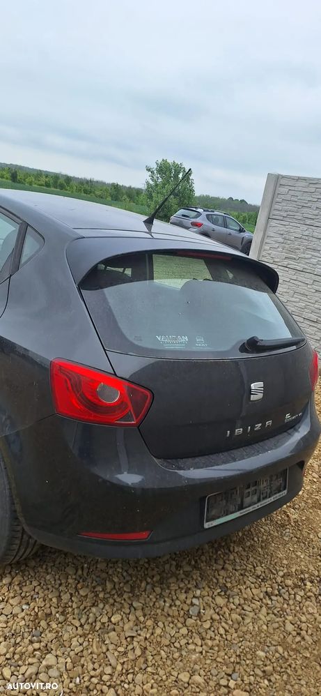 Dezmembrez piese Seat Ibiza an 2011 - 5