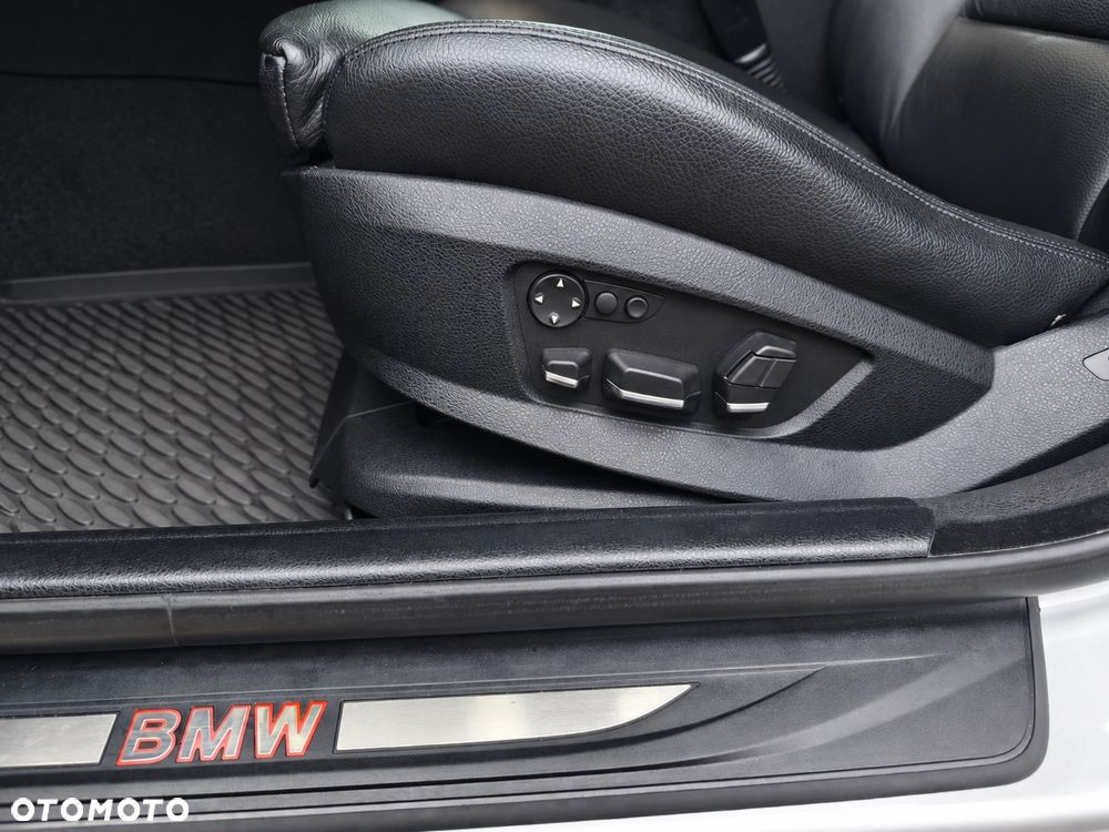 BMW Seria 5 - 12