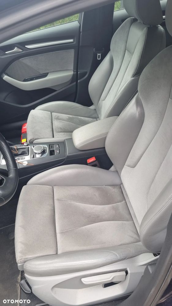 Audi A3 Sportback 35 TFSI mHEV S Line S tronic - 13