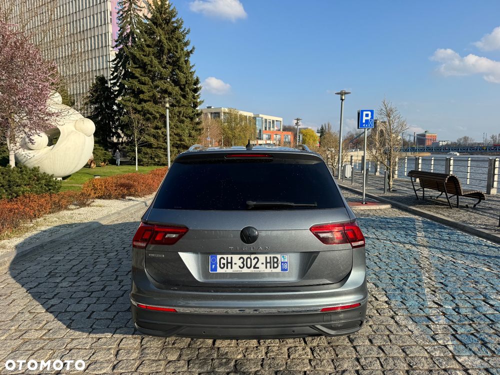 Volkswagen Tiguan Allspace 2.0 TDI SCR DSG Life - 6
