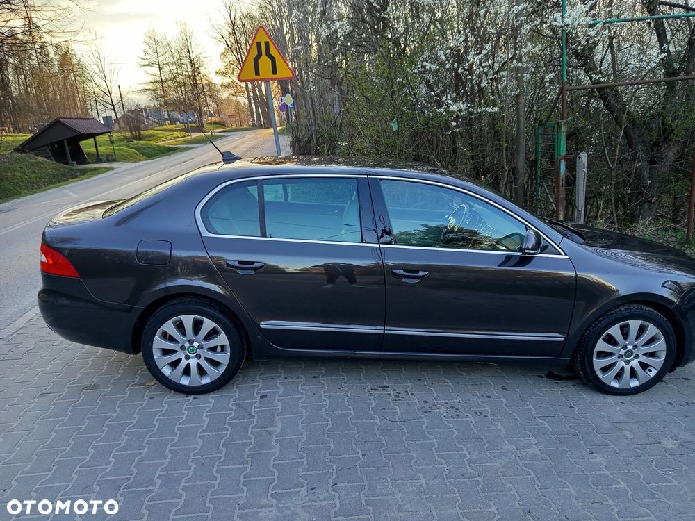 Skoda Superb - 2