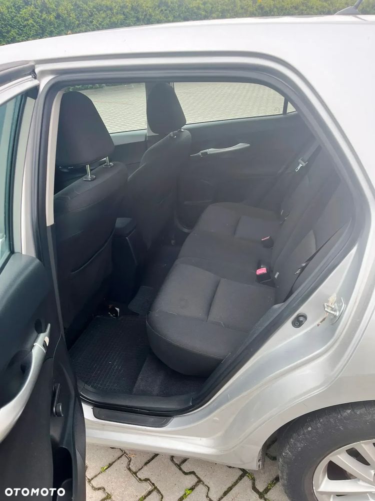 Toyota Auris 1.4 D-4D Premium - 13