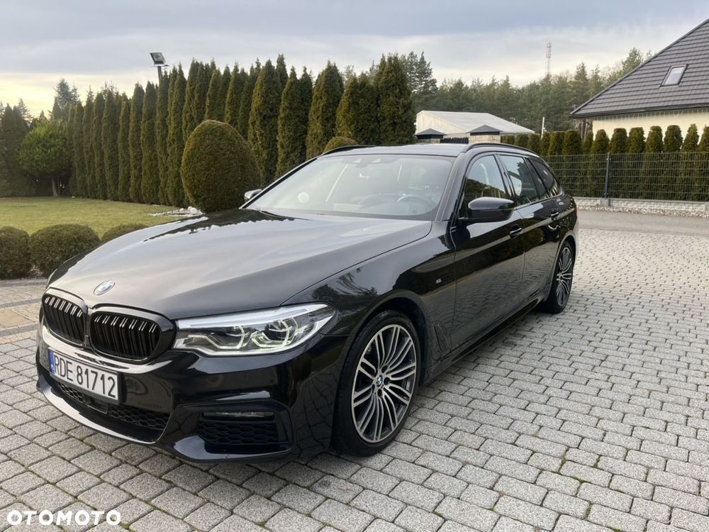 BMW Seria 5 520d xDrive Touring M Sport Edition - 32