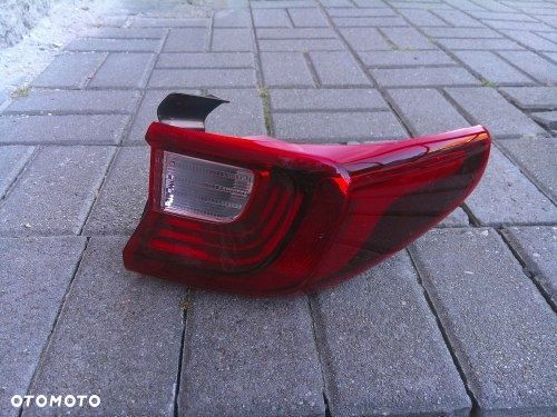 KIA STONIC LIFT LAMPA TYLNA PRAWA LED ORYGINAŁ 92402-H8 - 2