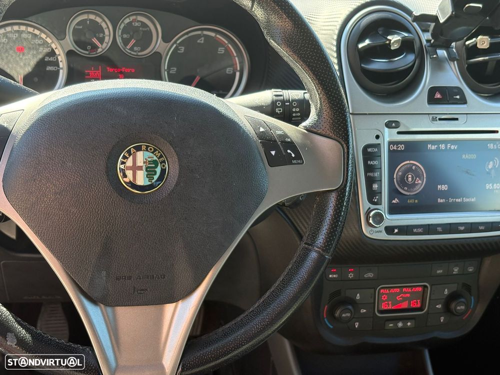 Alfa Romeo MiTo 1.3 JTDM ECO Turismo - 8