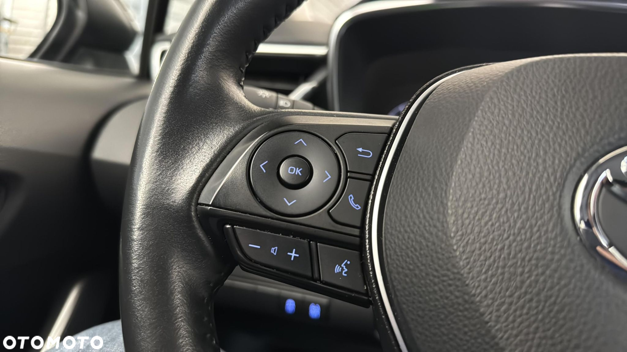 Toyota Corolla 1.8 Hybrid GPF Active - 21