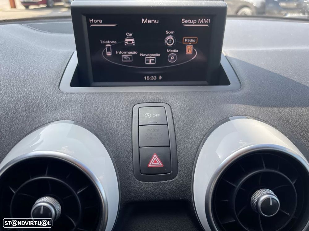 Audi A1 Sportback 1.6 TDI S-line - 15