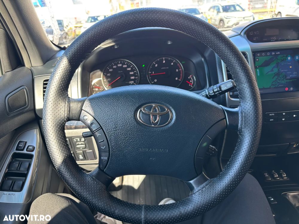 Toyota Land Cruiser 3.0l Turbo D-4D A/T AVS Luxury - 21