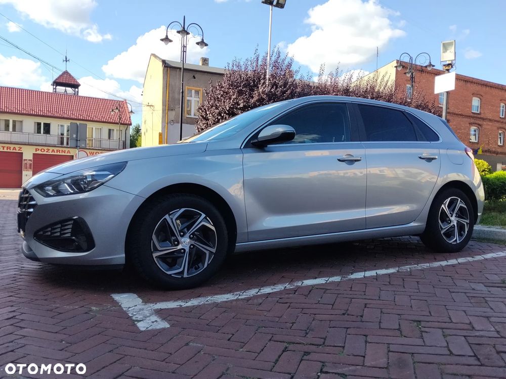 Hyundai i30 1.5 DPI Smart - 1