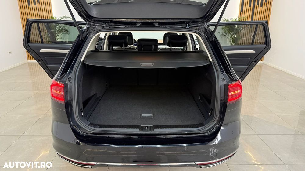 Volkswagen Passat 1.4 TSI ACT Comfortline - 12