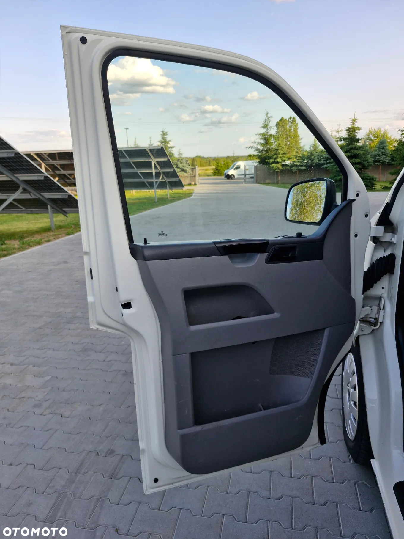 Volkswagen T5 - 24