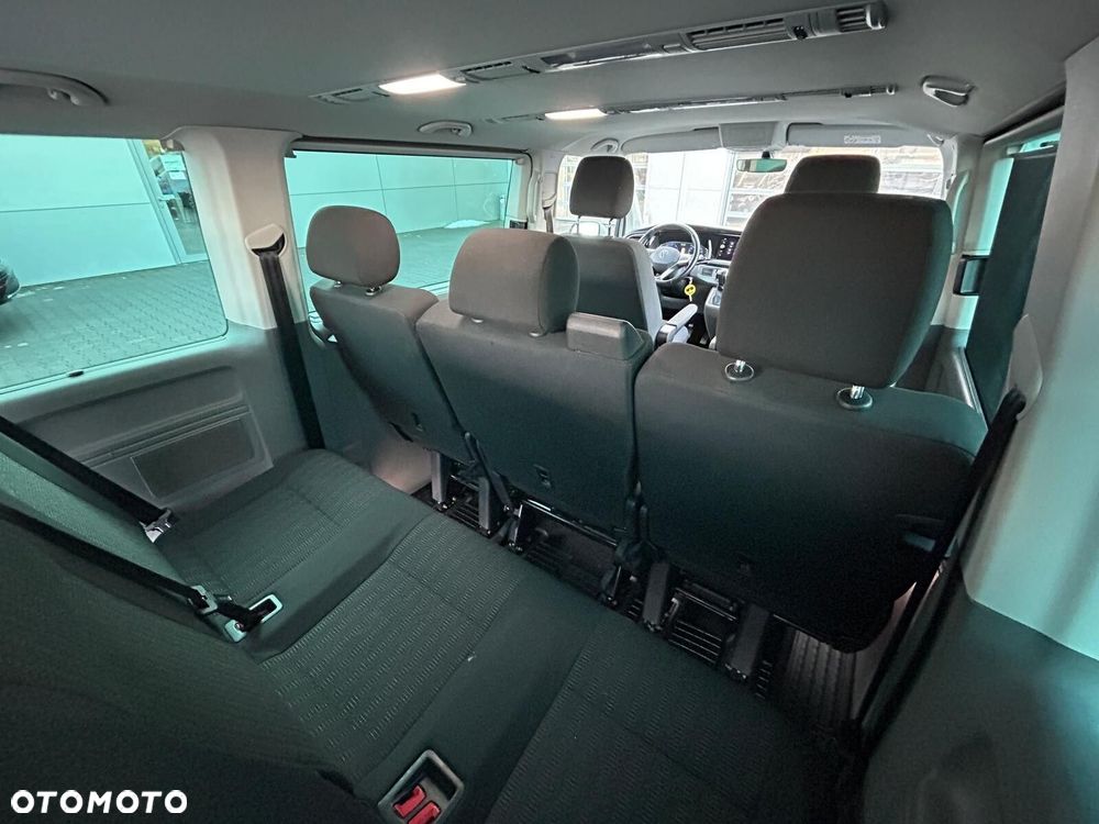 Volkswagen Caravelle 2.0 TDI L2 Comfortline 4Motion DSG - 19