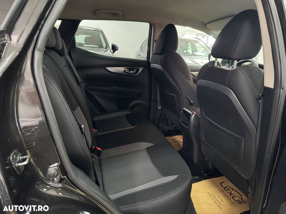 Nissan Qashqai 1.2 DIG-T Xtronic 360 - 18