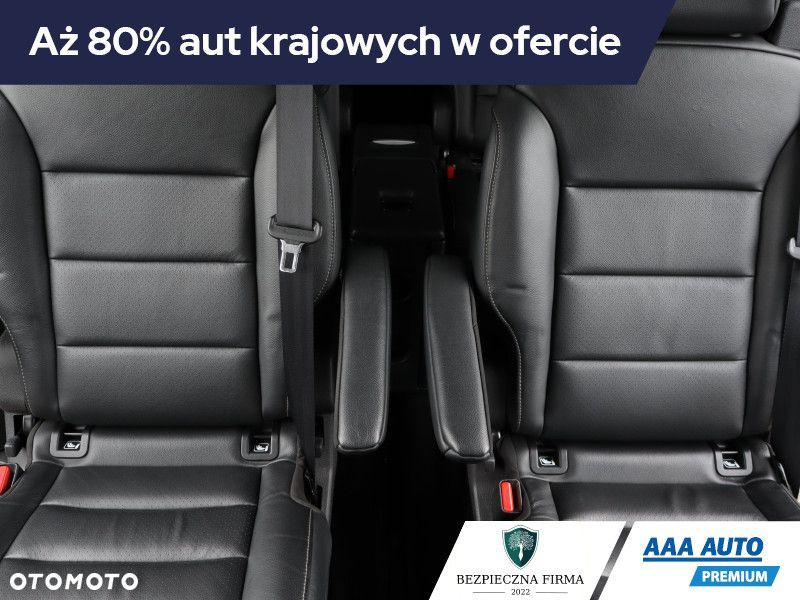 Peugeot Traveller - 11