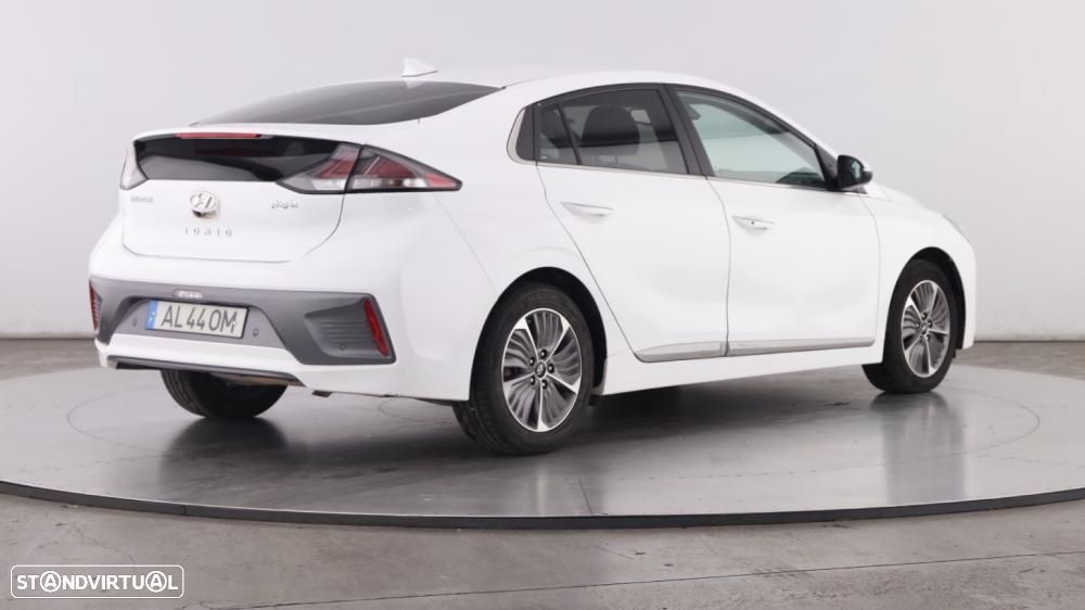 Hyundai Ioniq 1.6 GDI PHEV - 4
