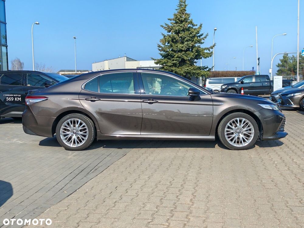 Toyota Camry 2.5 Hybrid Executive CVT - 7