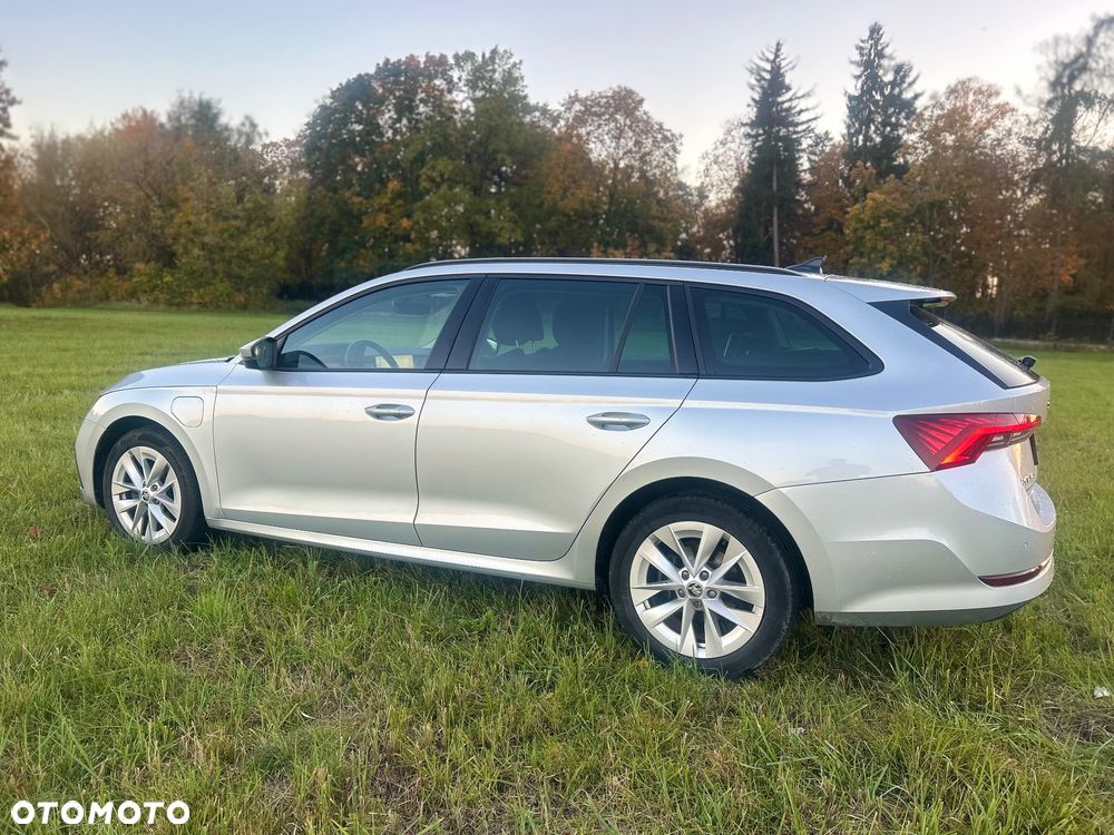 Skoda Octavia 1.4 TSI Plug-In Hybrid Ambition DSG - 11
