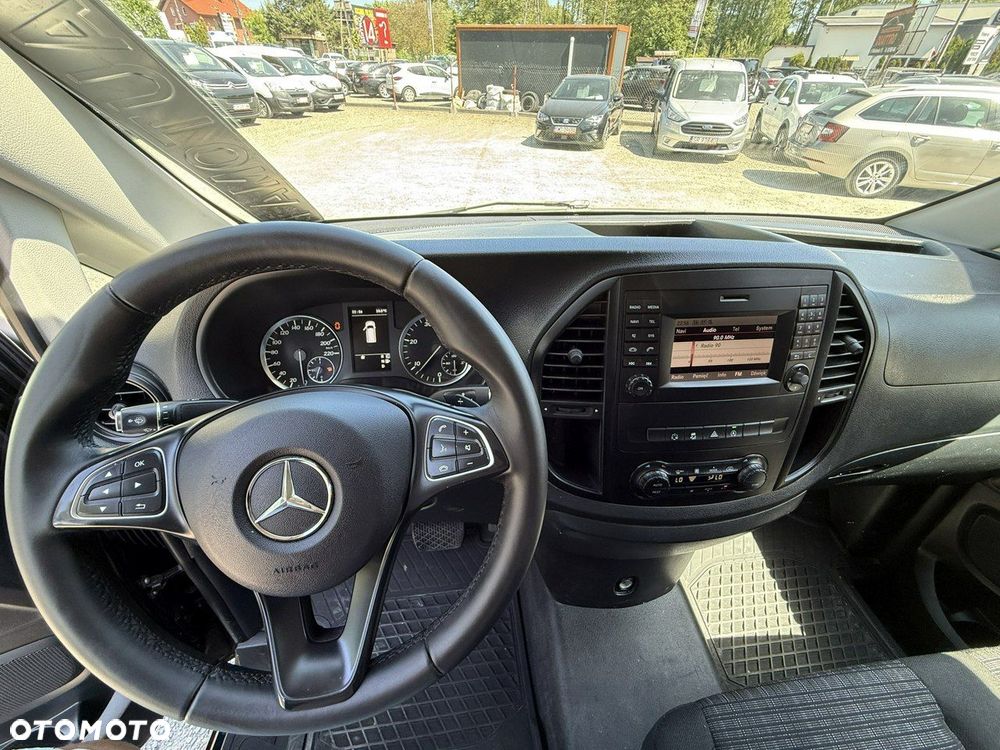 Mercedes-Benz Vito - 21