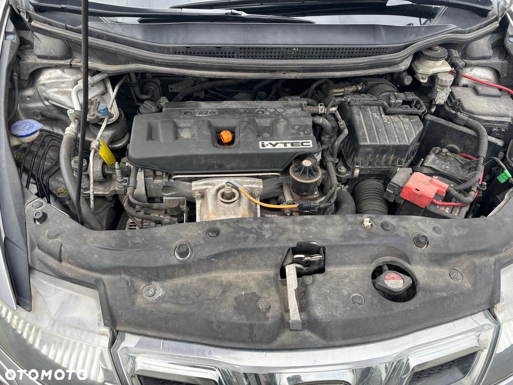 Honda Civic 1.8 Comfort - 28