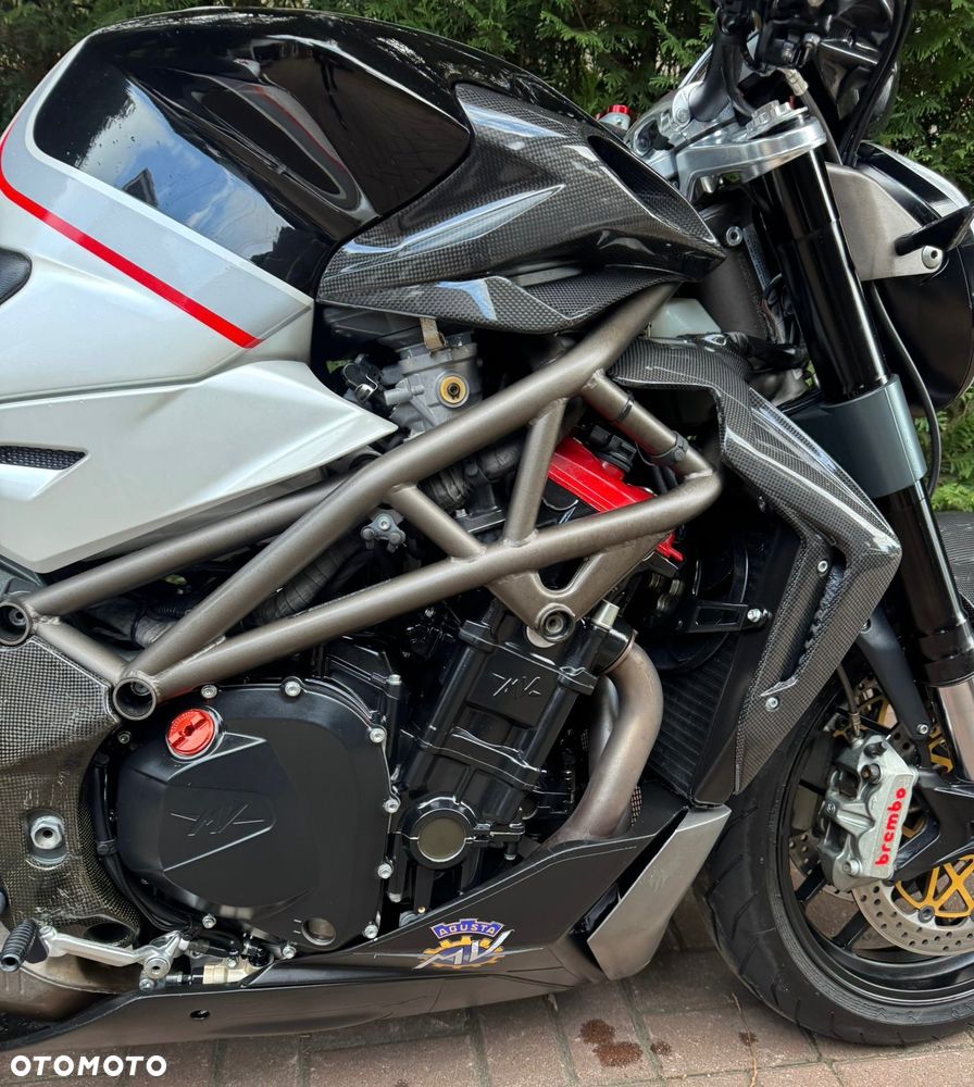 MV AGUSTA Brutale - 4