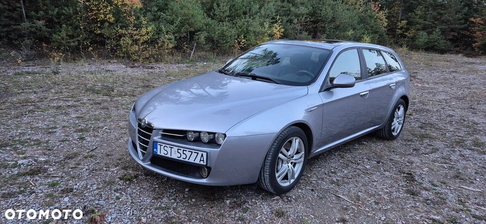 Alfa Romeo 159 2009 photo 2