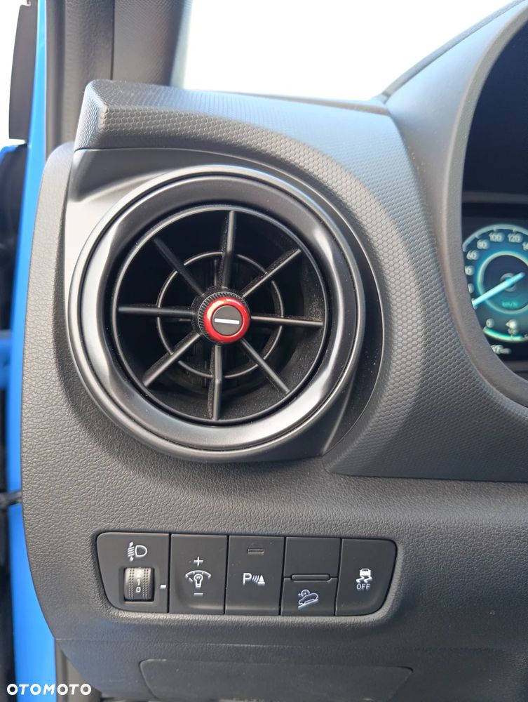 Hyundai Kona 1.0 T-GDI 48V-Hybrid N Line - 30