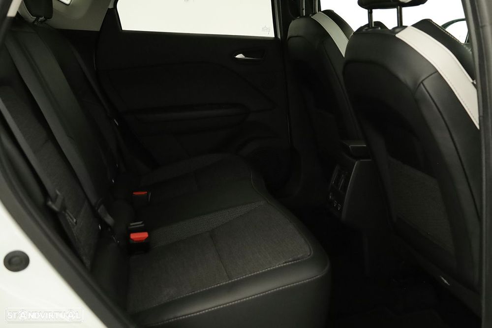 Renault Captur 1.0 TCe Techno Bi-Fuel - 24