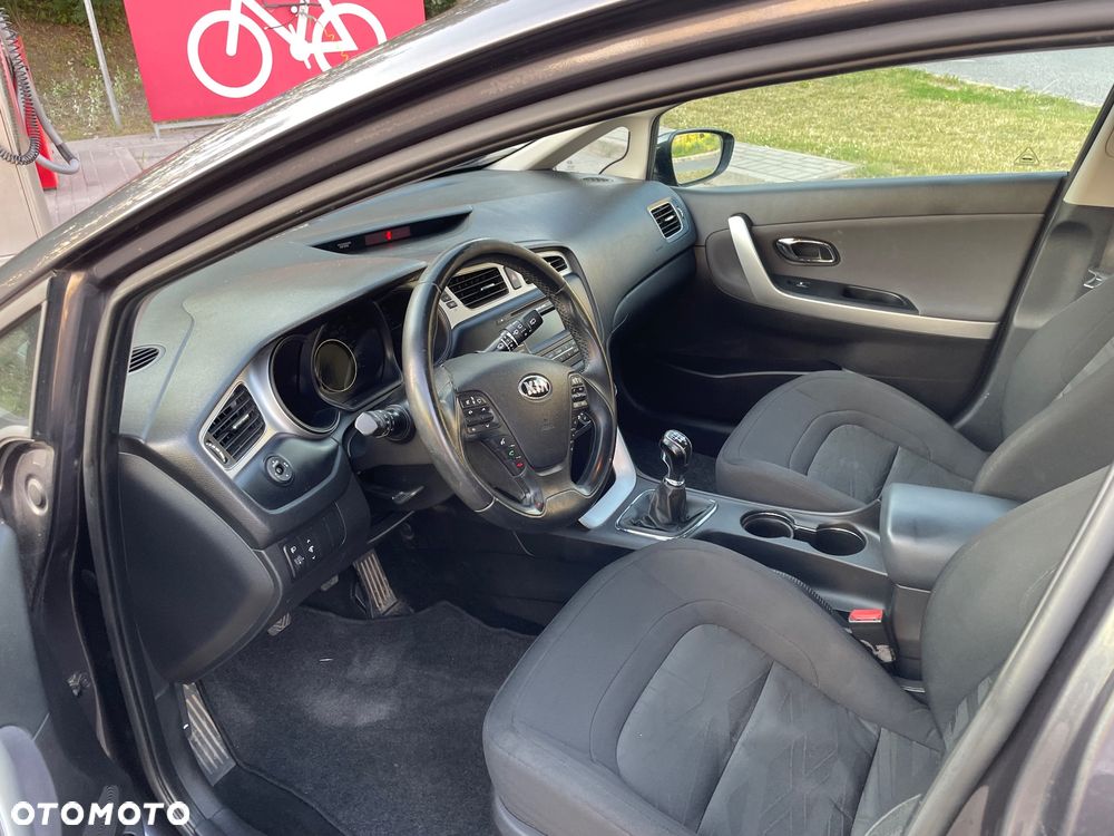 Kia Ceed 1.6 CRDi 115 ISG Vision - 21
