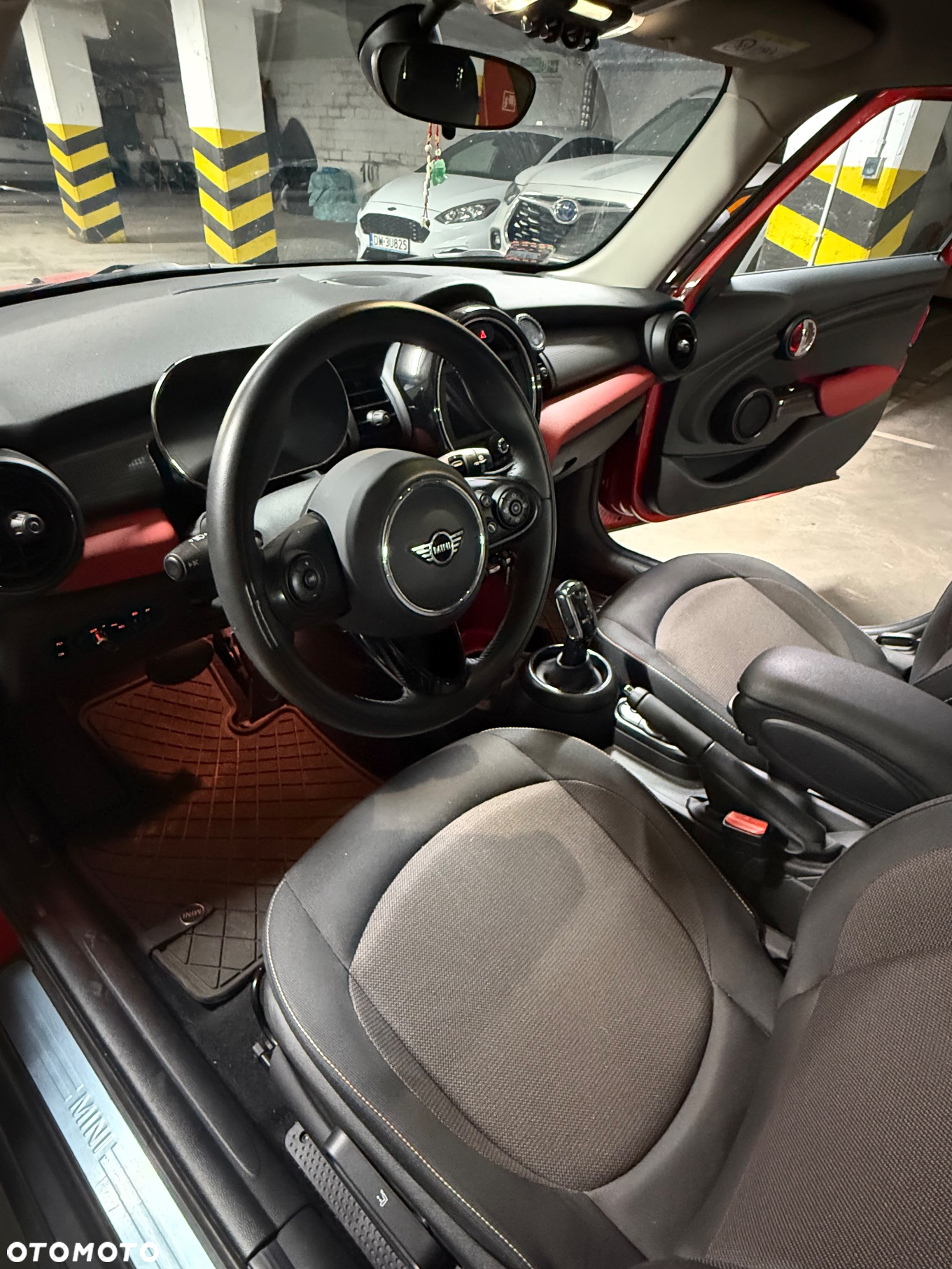 MINI Cooper Standard - 9