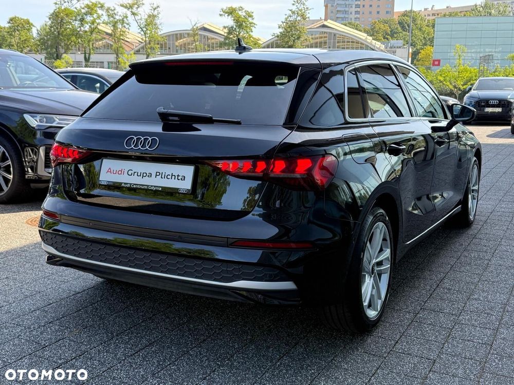 Audi A3 Sportback - 11
