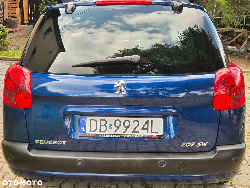 Peugeot 207 - 6