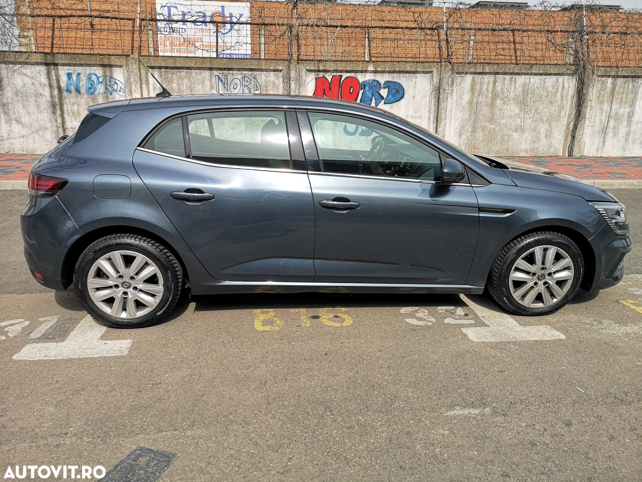 Renault Megane - 8