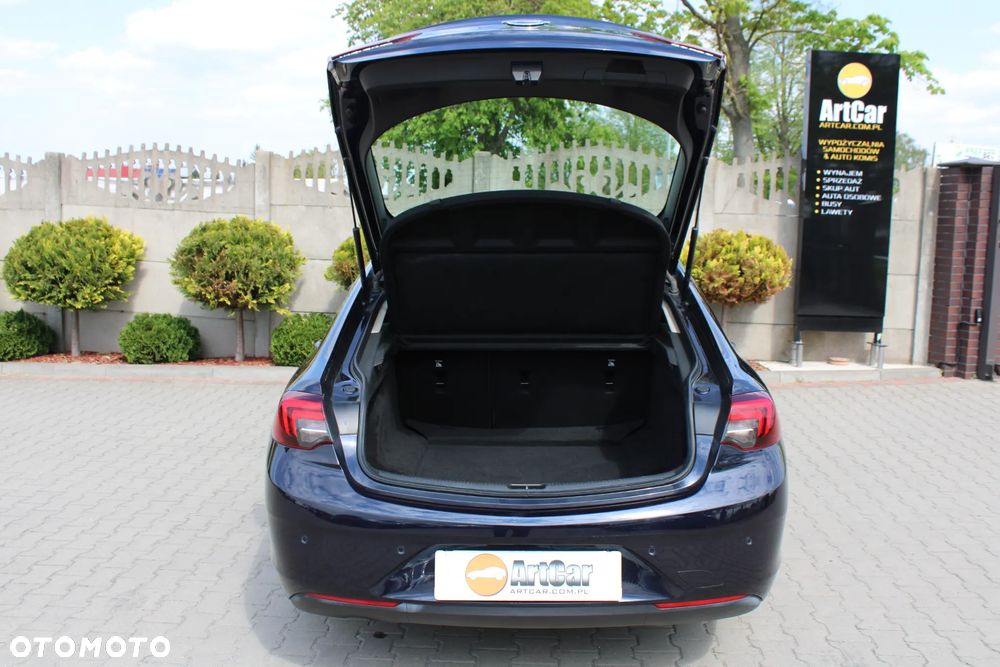 Opel Insignia 1.5 T Elite S&S - 36