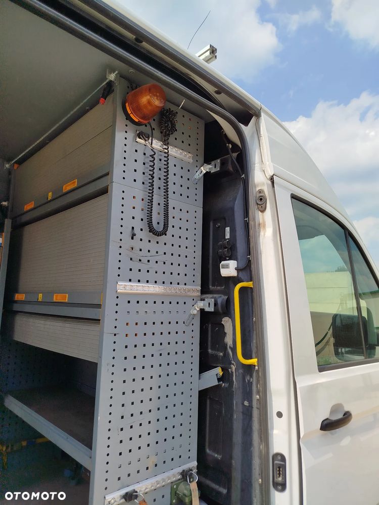 Volkswagen CRAFTER - 9