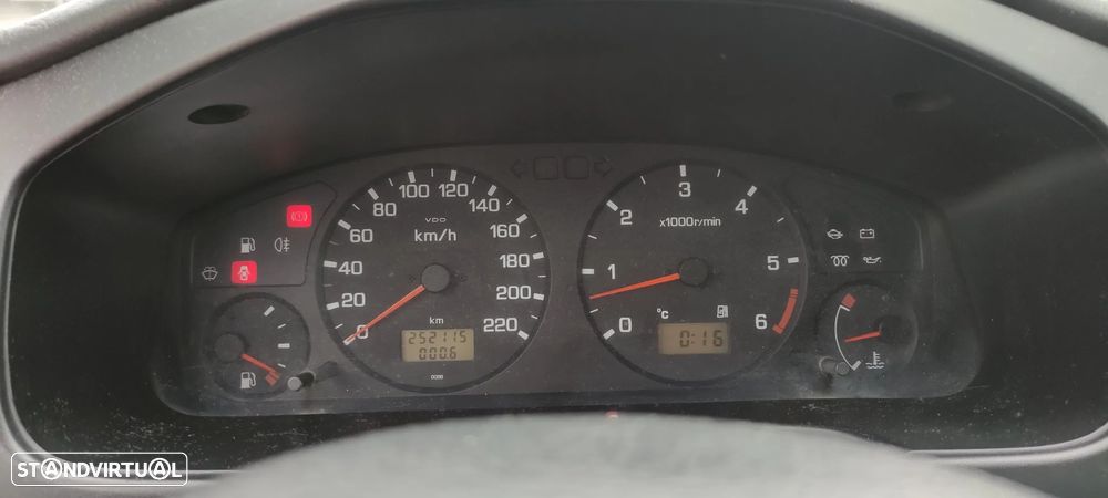 Nissan Primera Sedan 2.0 TD SLX - 10