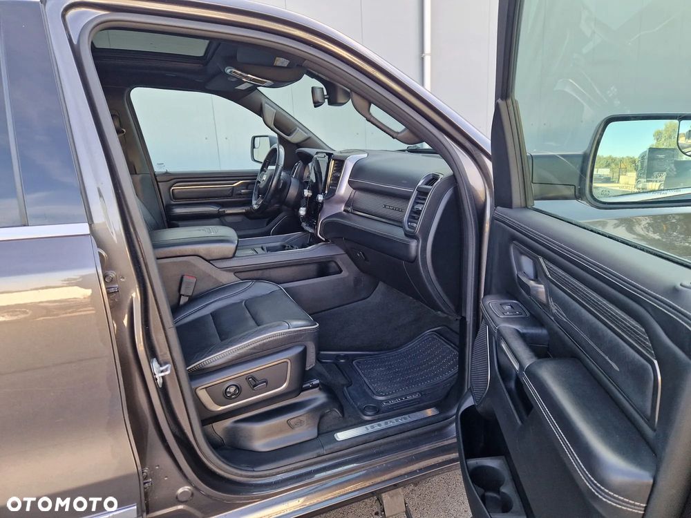 RAM 1500 - 13