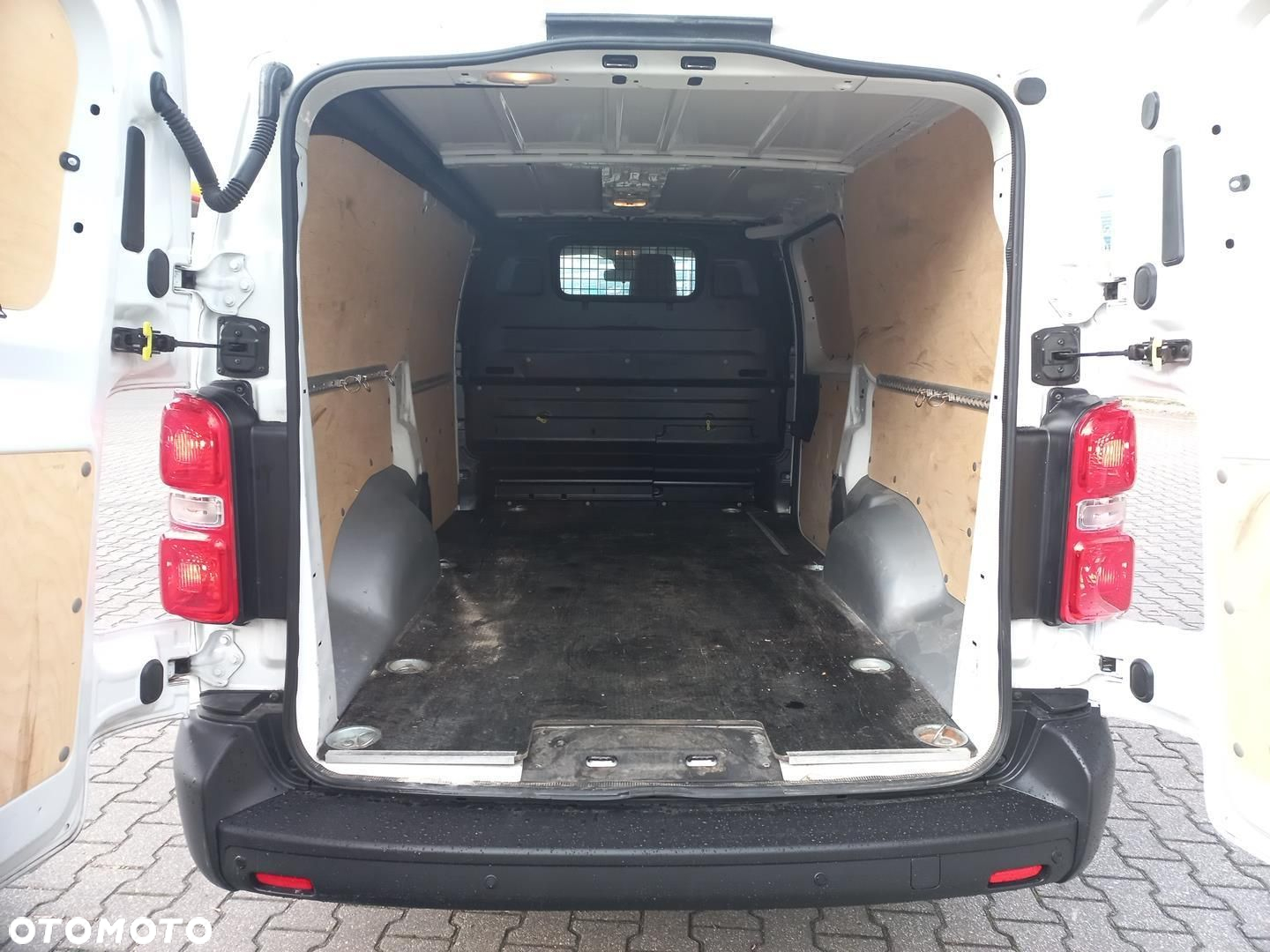 Toyota PROACE - 11