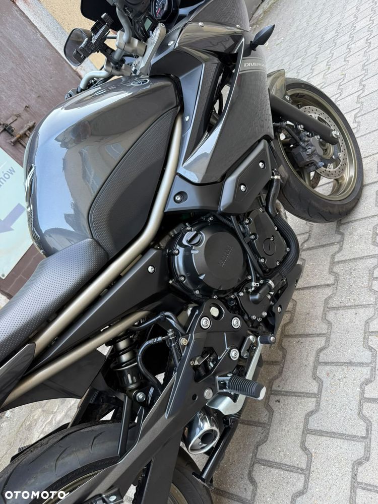 Yamaha XJ - 5