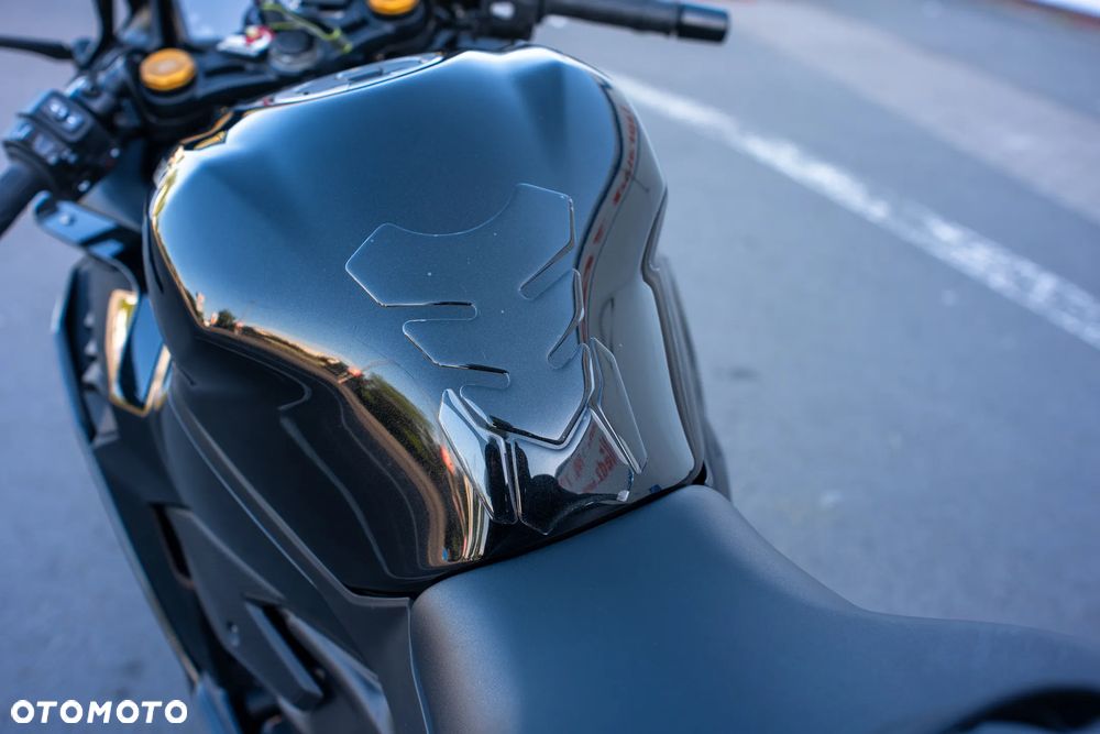 Kawasaki ZX - 6