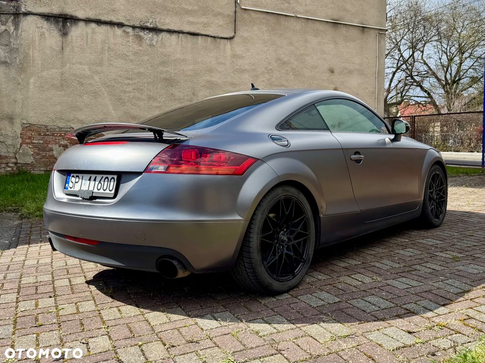 Audi TT Coupé - 11