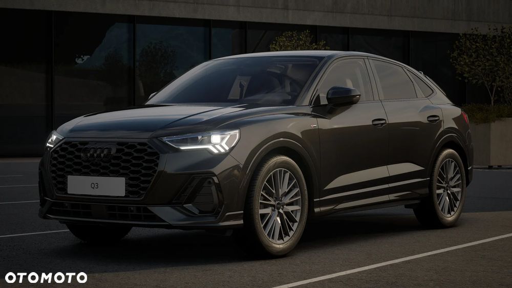 Audi Q3 Sportback - 13