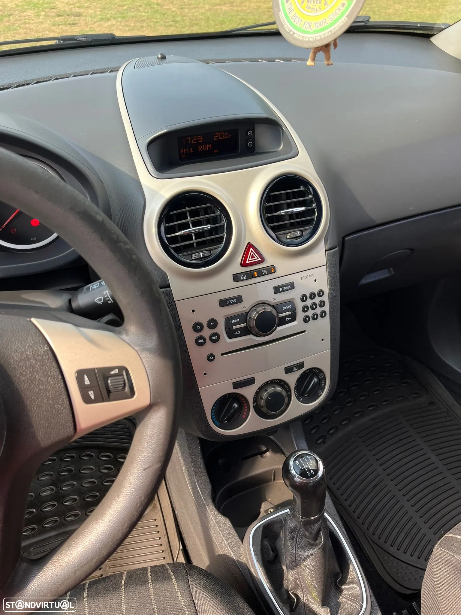 Opel Corsa - 10